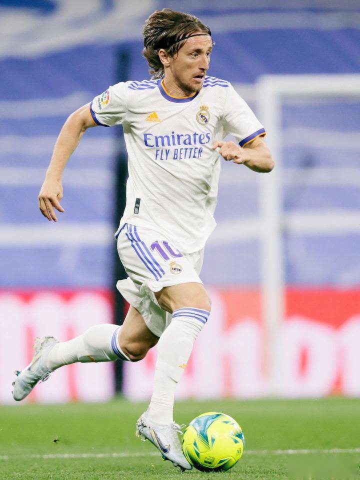 女性博彩分析师比例升至45%