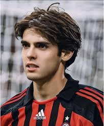 棒球与球员公会博弈薪资仲裁制度如何有效地压缩了自由市场的价格水分