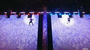 这次换防直接被晃倒